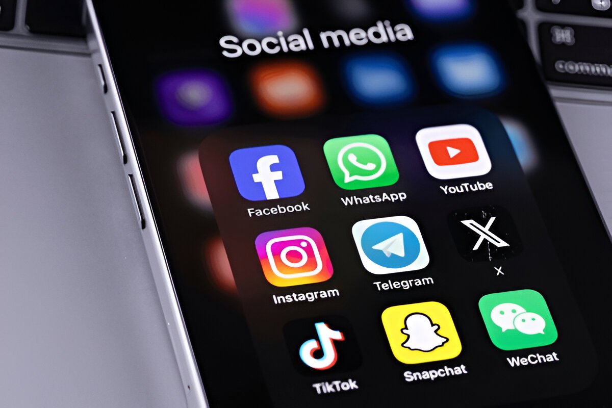 brand social media